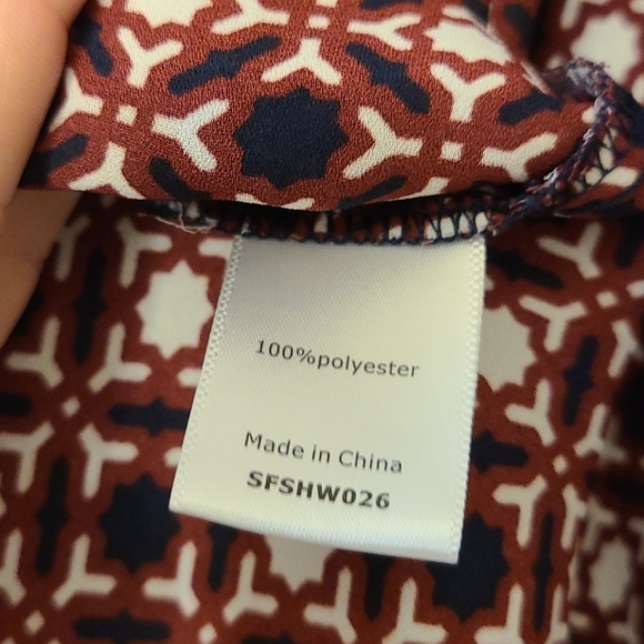 41 Hawthorn Maroon and Navy Pattern Blouse size S - Picture 3 of 3